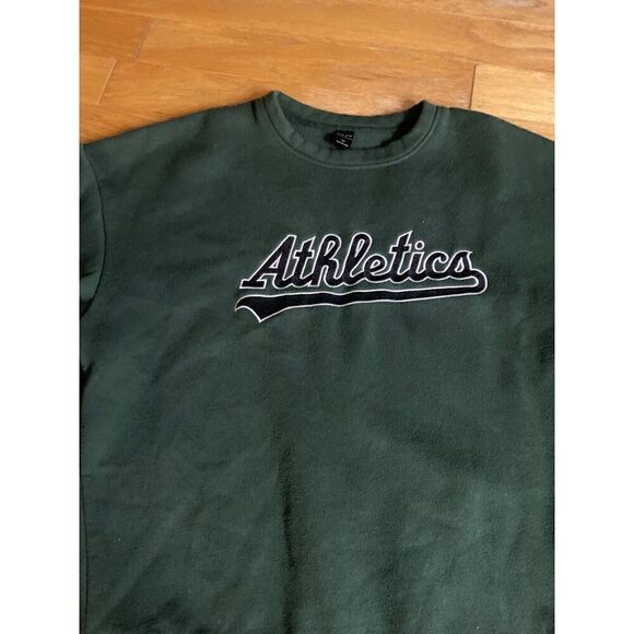 Dazy women's green soft embroidered Athletics crew neck pullover sweater size M - Picture 4 of 9